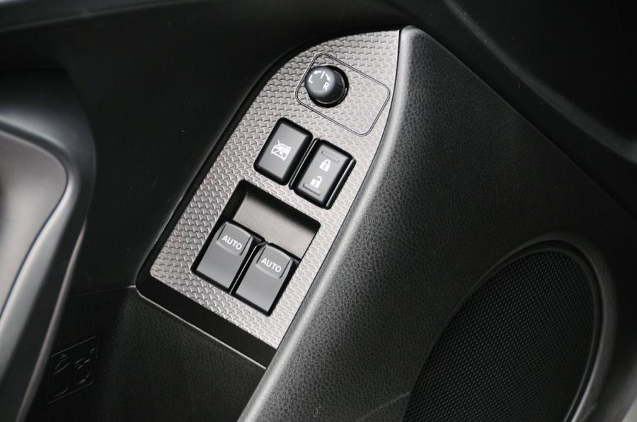  Scion FR-S 2013 года  (фото 42 из 192)